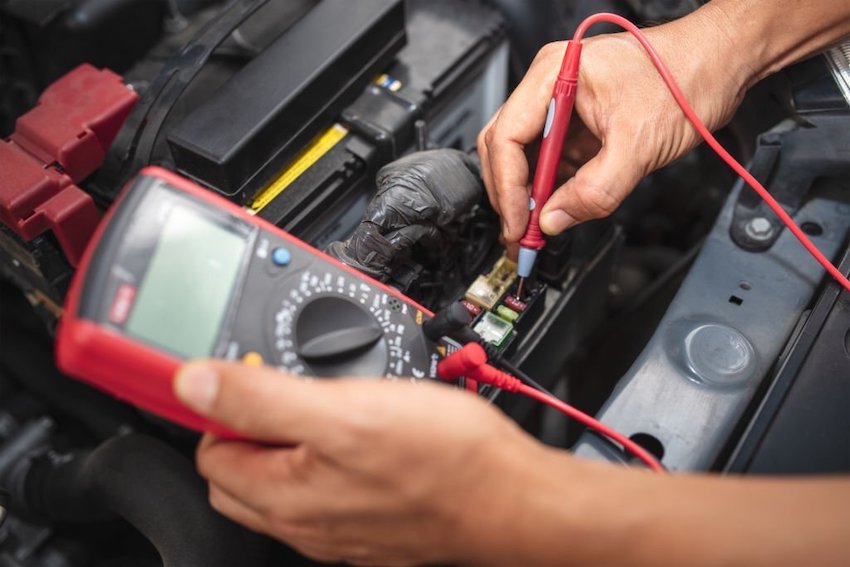 How to Use a Multimeter to Check a Car Battery